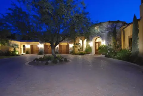 4836 E White Gates Dr, Phoenix, AZ 85018 photo 15