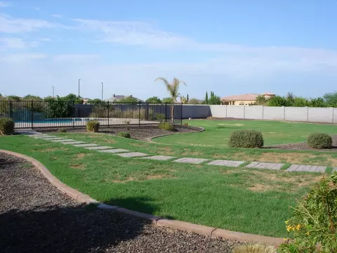 2237 E Plum Ct, Gilbert, AZ 85298 photo 8