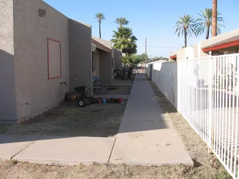 937 E Roma Ave, Phoenix, AZ 85014 photo 4