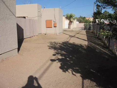 937 E Roma Ave, Phoenix, AZ 85014 photo 2
