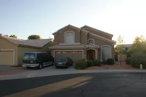62 W Melody Dr, Gilbert, AZ 85233 photo 1