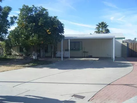 2844 E Tonto Ln, Phoenix, AZ 85050 photo 1
