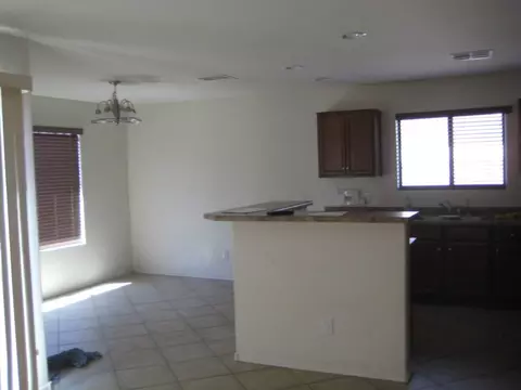 2181 E 28th Ave, Apache Junction, AZ 85119 photo 2