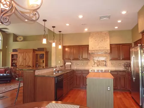 3716 E Kent Dr, Phoenix, AZ 85044 photo 5