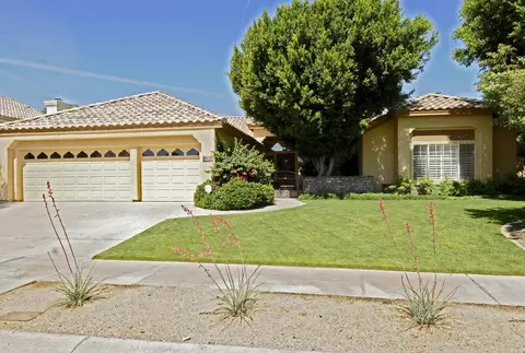 3716 E Kent Dr, Phoenix, AZ 85044 photo 1