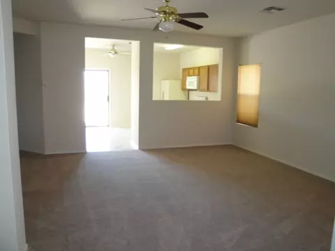 108 E Milada Dr, Phoenix, AZ 85042 photo 2