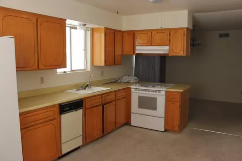 1160 S Lawther Dr, Apache Junction, AZ 85120 photo 3