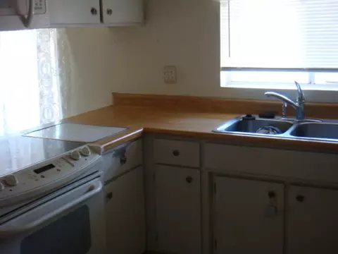 2332 E Fox St, Mesa, AZ 85213 photo 6
