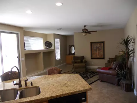 9059 E Hillview Cir, Mesa, AZ 85207 photo 4