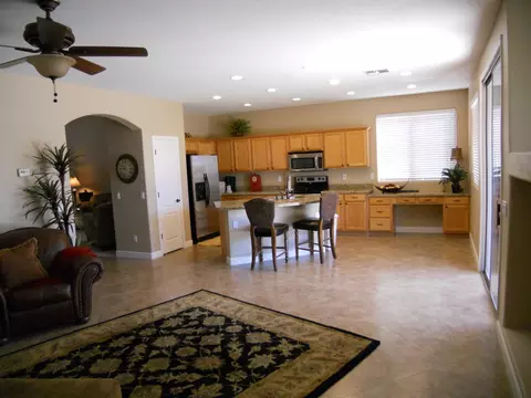 9059 E Hillview Cir, Mesa, AZ 85207 photo 3