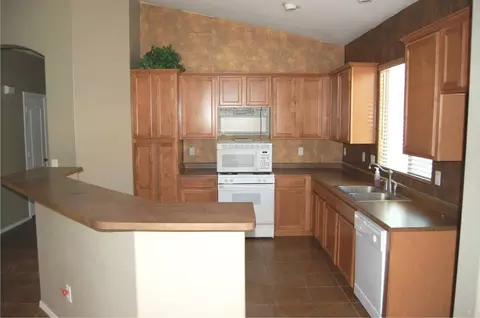 4541 E Sundance Ave, Gilbert, AZ 85297 photo 5
