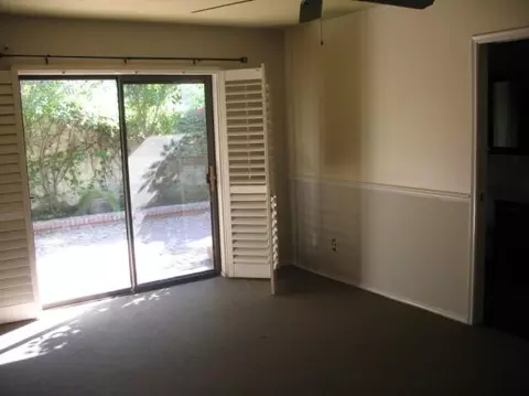 110 Echo Ln, Phoenix, AZ 85020 photo 9