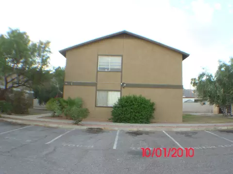 709 E Hazel Dr, Phoenix, AZ 85042 photo 3