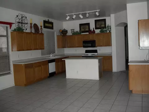 4079 E Aspen Way, Gilbert, AZ 85234 photo 10