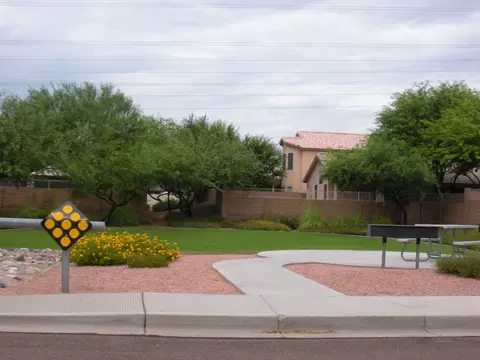 3223 E Kerry Ln, Phoenix, AZ 85050 photo 14