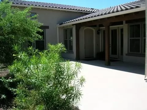 629 E Sunburst Ln, Tempe, AZ 85284 photo 4