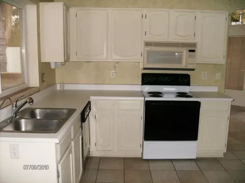 847 W Devon Dr, Gilbert, AZ 85233 photo 4