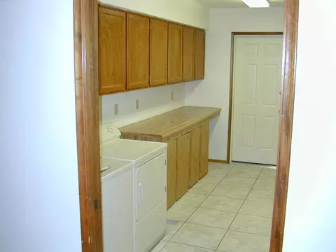 449 S Olmo Cir, Apache Junction, AZ 85120 photo 3