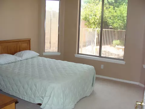 2724 E Claire Dr, Phoenix, AZ 85032 photo 9