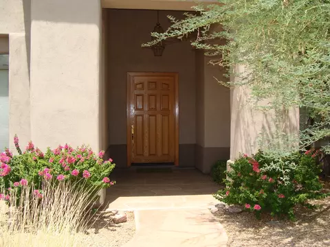2724 E Claire Dr, Phoenix, AZ 85032 photo 2
