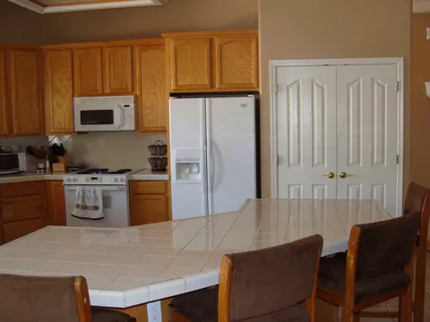 2724 E Claire Dr, Phoenix, AZ 85032 photo 4
