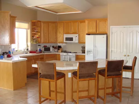 2724 E Claire Dr, Phoenix, AZ 85032 photo 5