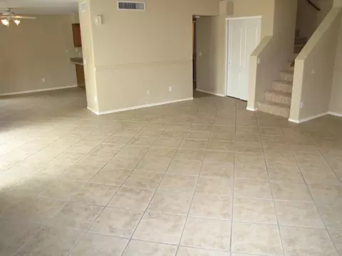 901 W Shellfish Dr, Gilbert, AZ 85233 photo 4