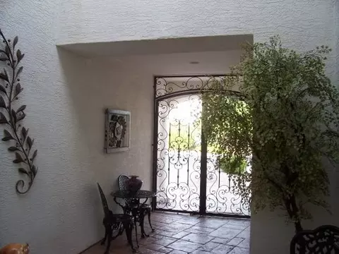 726 S Cardinal St, Gilbert, AZ 85296 photo 3