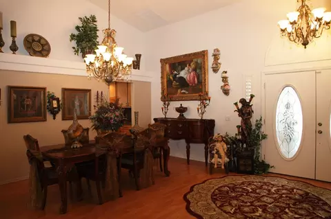 726 S Cardinal St, Gilbert, AZ 85296 photo 6