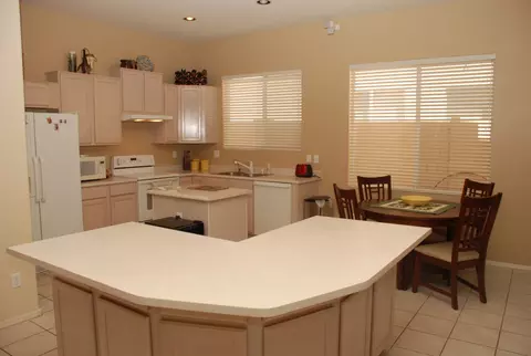 1427 W Windhaven Ave, Gilbert, AZ 85233 photo 6
