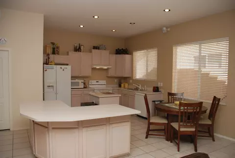 1427 W Windhaven Ave, Gilbert, AZ 85233 photo 4
