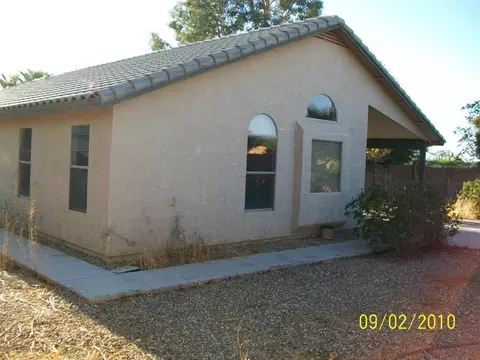1709 E Morgan Ct, Gilbert, AZ 85295 photo 2