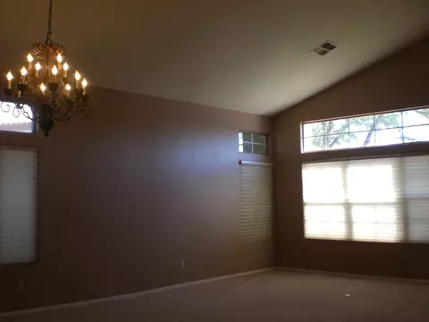 2106 E Taxidea Way, Phoenix, AZ 85048 photo 3
