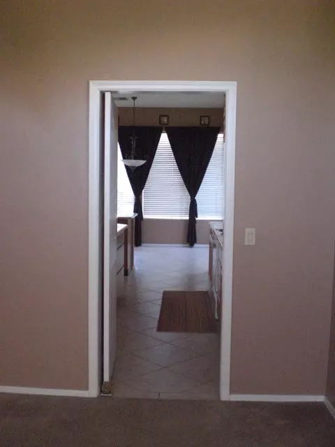 2106 E Taxidea Way, Phoenix, AZ 85048 photo 4