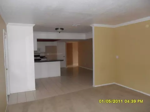 3934 E Laurel Ln, Phoenix, AZ 85028 photo 7