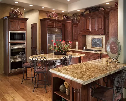 8008 E Copper Canyon Cir, Mesa, AZ 85207 photo 3