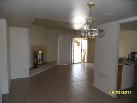 3455 W Crocus Dr, Phoenix, AZ 85053 photo 3