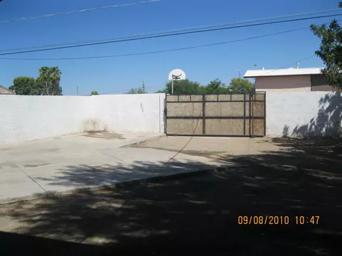 2338 E Beverly Ln, Phoenix, AZ 85022 photo 8