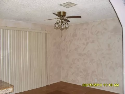 2338 E Beverly Ln, Phoenix, AZ 85022 photo 4