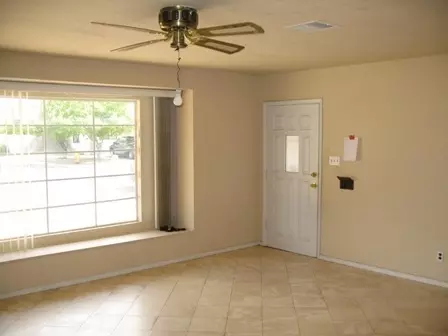 6320 N 40th Dr, Phoenix, AZ 85019 photo 3