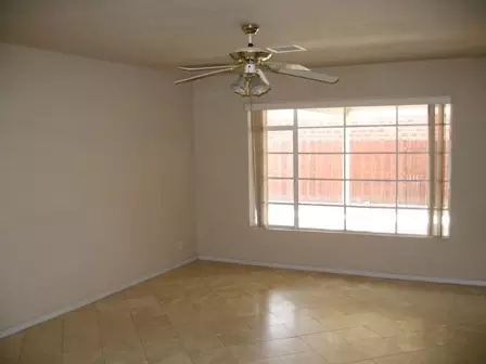 6320 N 40th Dr, Phoenix, AZ 85019 photo 2