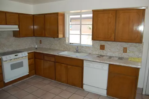 3622 W Luke Ave, Phoenix, AZ 85019 photo 5