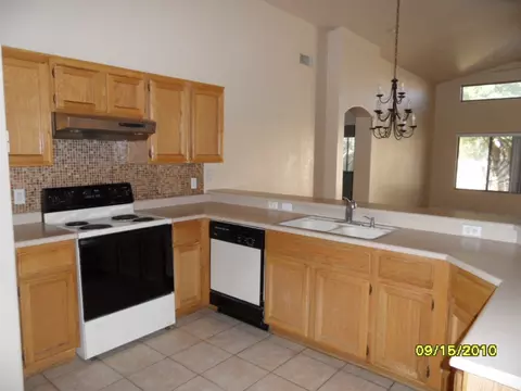 768 S Jacob St, Gilbert, AZ 85296 photo 2