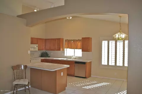 182 N Cobblestone St, Gilbert, AZ 85234 photo 7