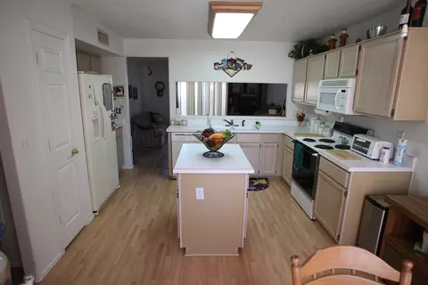 4266 E Agave Rd, Phoenix, AZ 85044 photo 4