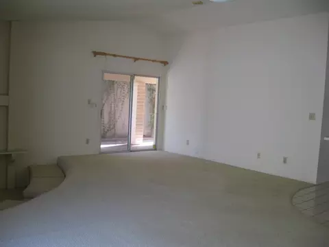 4034 W Harmont Dr, Phoenix, AZ 85051 photo 7