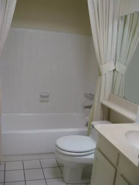 4034 W Harmont Dr, Phoenix, AZ 85051 photo 13