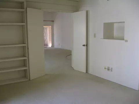 4034 W Harmont Dr, Phoenix, AZ 85051 photo 8