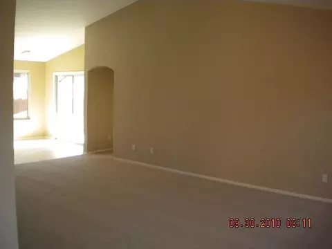2415 S 65th Ln, Phoenix, AZ 85043 photo 2