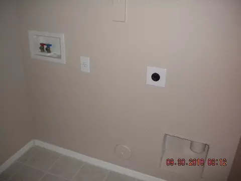 2415 S 65th Ln, Phoenix, AZ 85043 photo 4